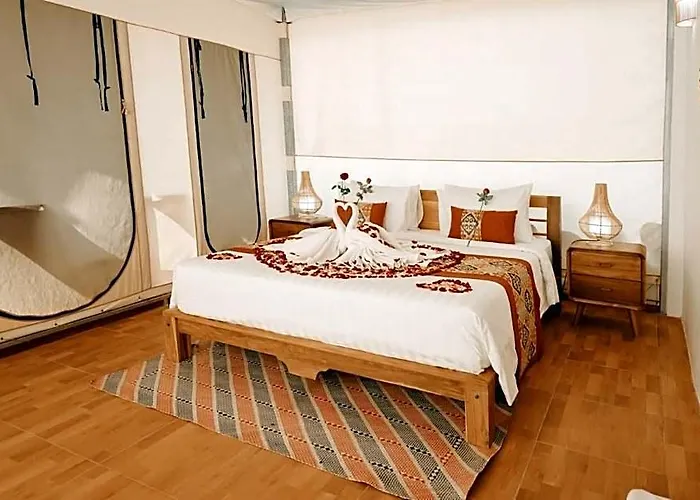 Paddys Glamping Hotel