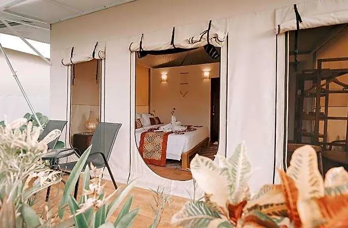 Hotel Paddys Glamping