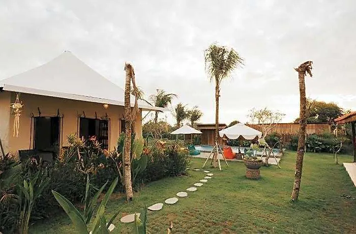 Paddys Glamping 3* Cemagi